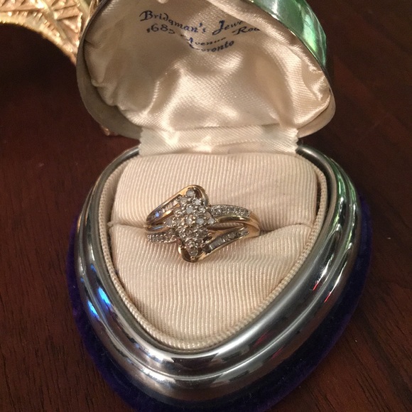 10k Gold Vintage diamond cluster ring w- appraisal - Picture 6 of 13
